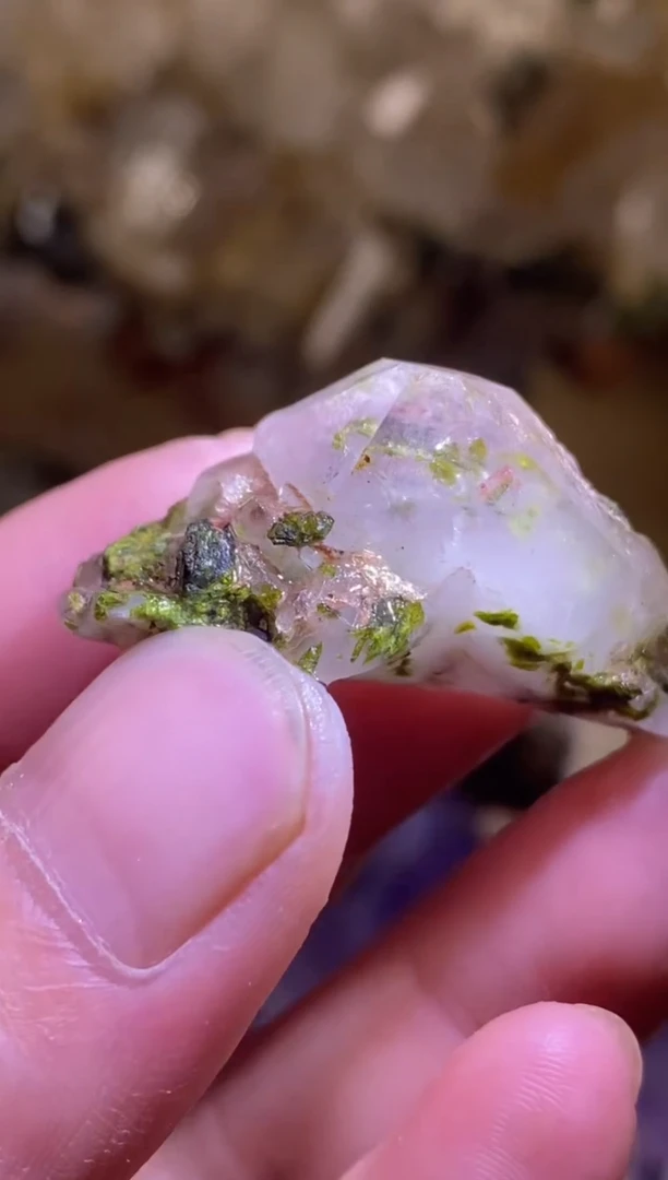 未镶嵌珠宝半成品水晶110号四川超七花园水晶原石