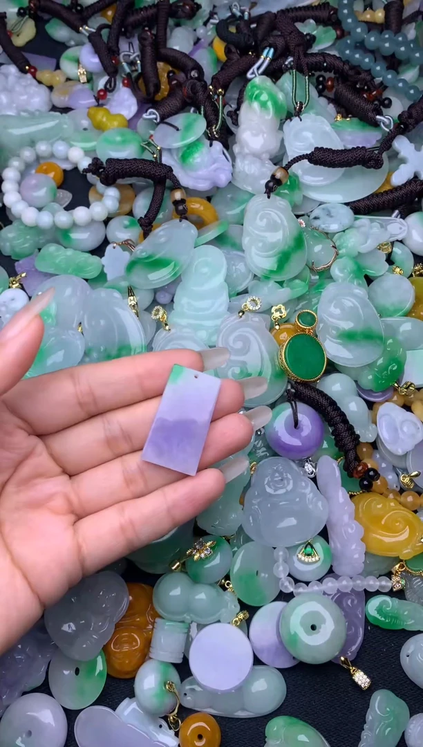 翡翠未镶嵌颈饰天然缅甸翡翠吊坠