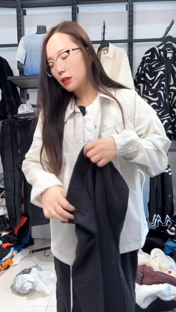 2226编码  瑕疵直播间过款为准 尺码