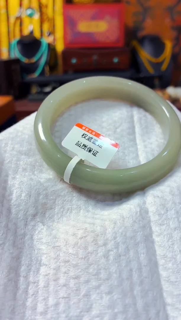未镶嵌手镯和田玉精品精品精品精品