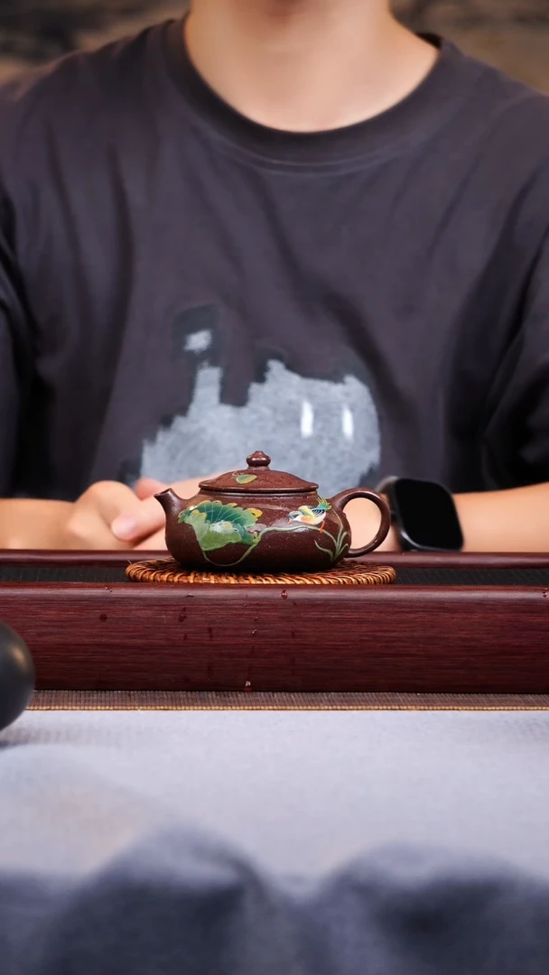 宜兴手工紫砂作品 天星泥寒江