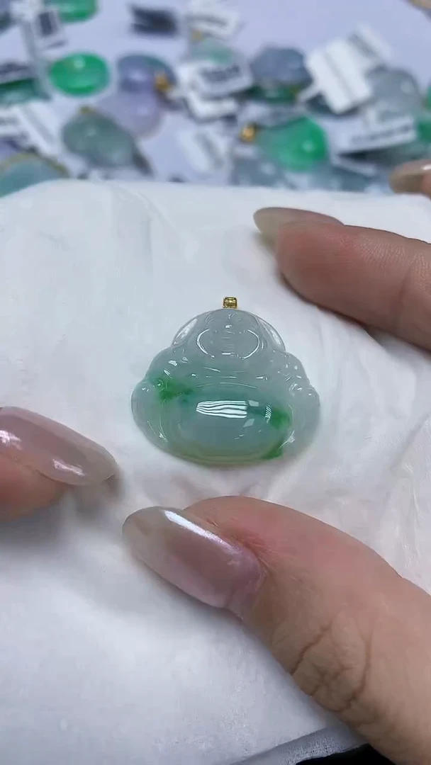 翡翠18K金镶嵌颈饰天然缅甸翡翠A货
