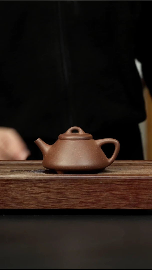 茶壶紫砂四号井老紫泥 子冶石瓢