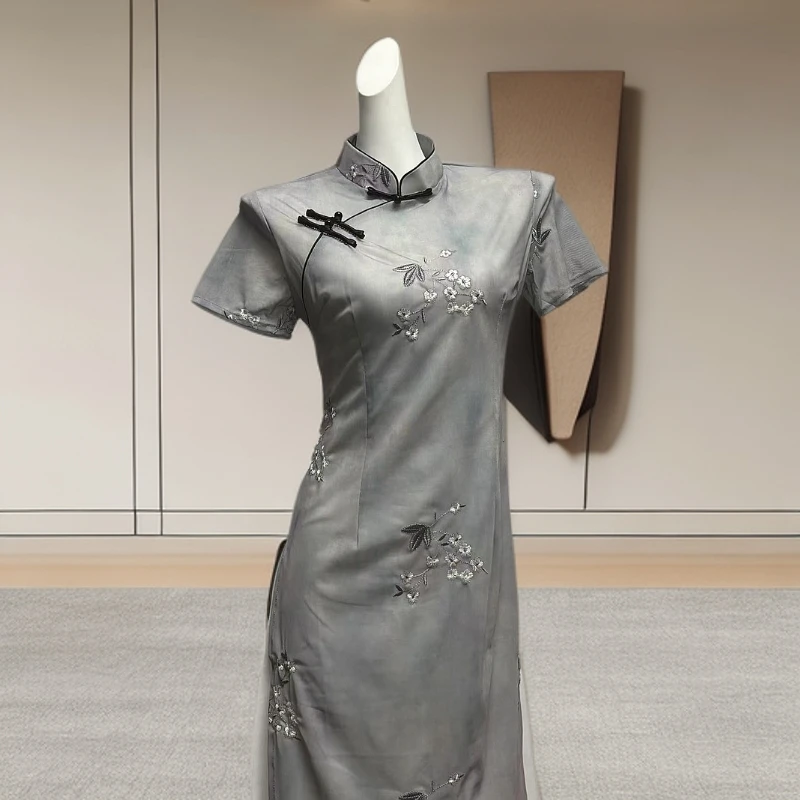 0489 【年华】 灰色 黑缠结扣 刺绣 奥戴 旗袍