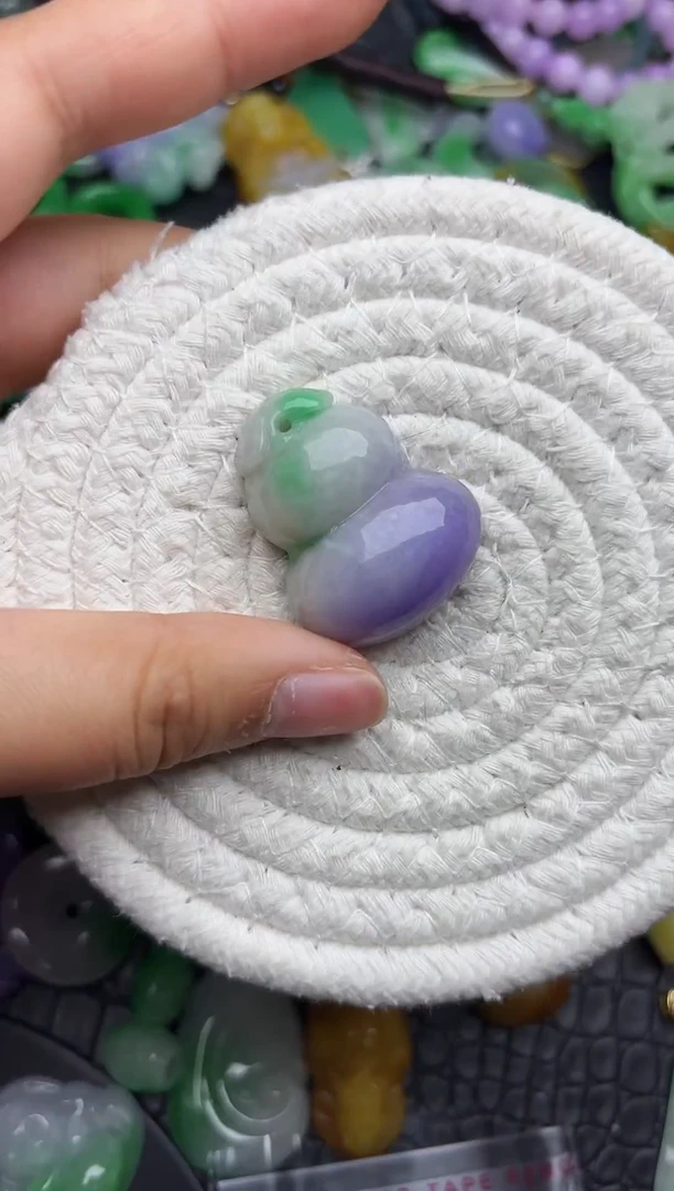 颈饰未镶嵌翡翠缅甸翡翠吊坠