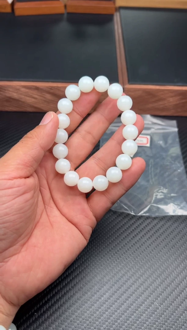 未镶嵌手串和田玉且末微色差天泰卡12Sm