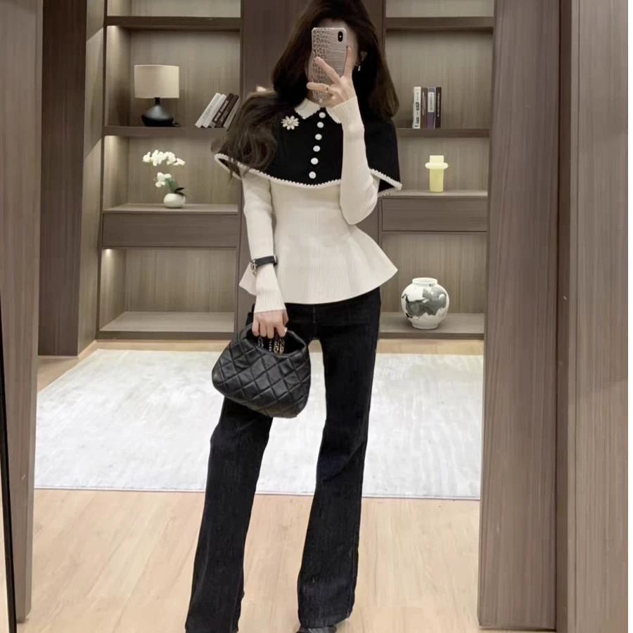 2026秋冬新款法式小香风气质白色拼接斗篷上衣显瘦牛仔裤两件套装