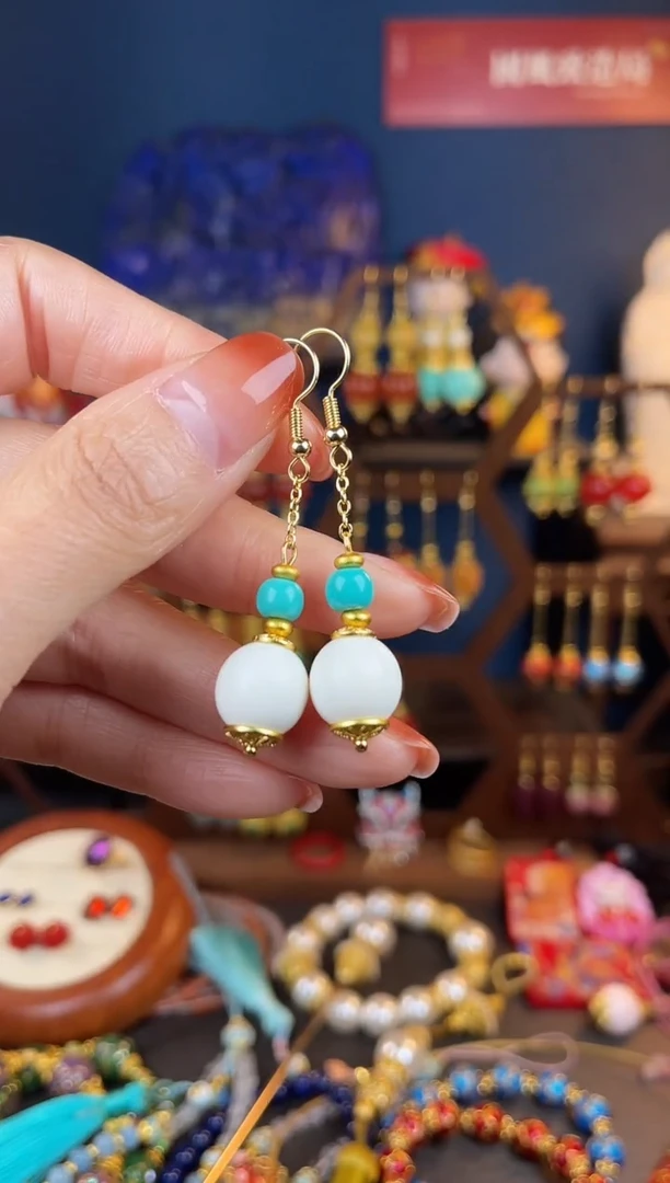 【闪购商品】白色珐琅景泰蓝耳钩