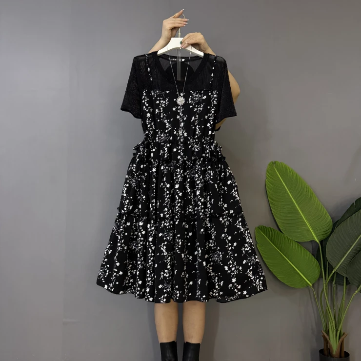 新款大码女装时尚洋气拼接雪纺碎花腰抽绳连衣裙