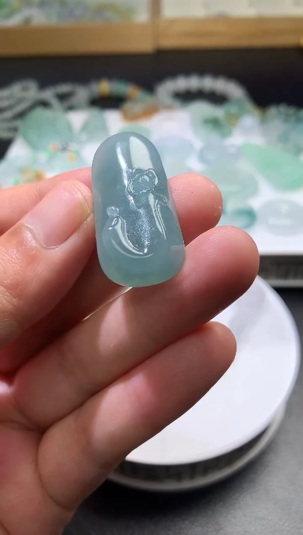 未镶嵌定制翡翠毛货