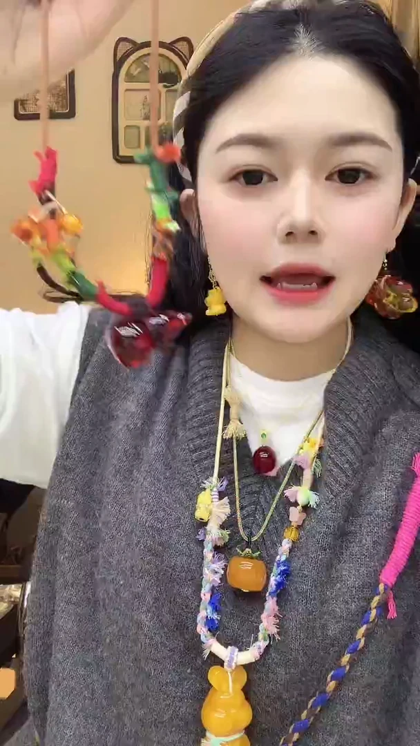 砖雕大喜喜时尚穿搭饰品