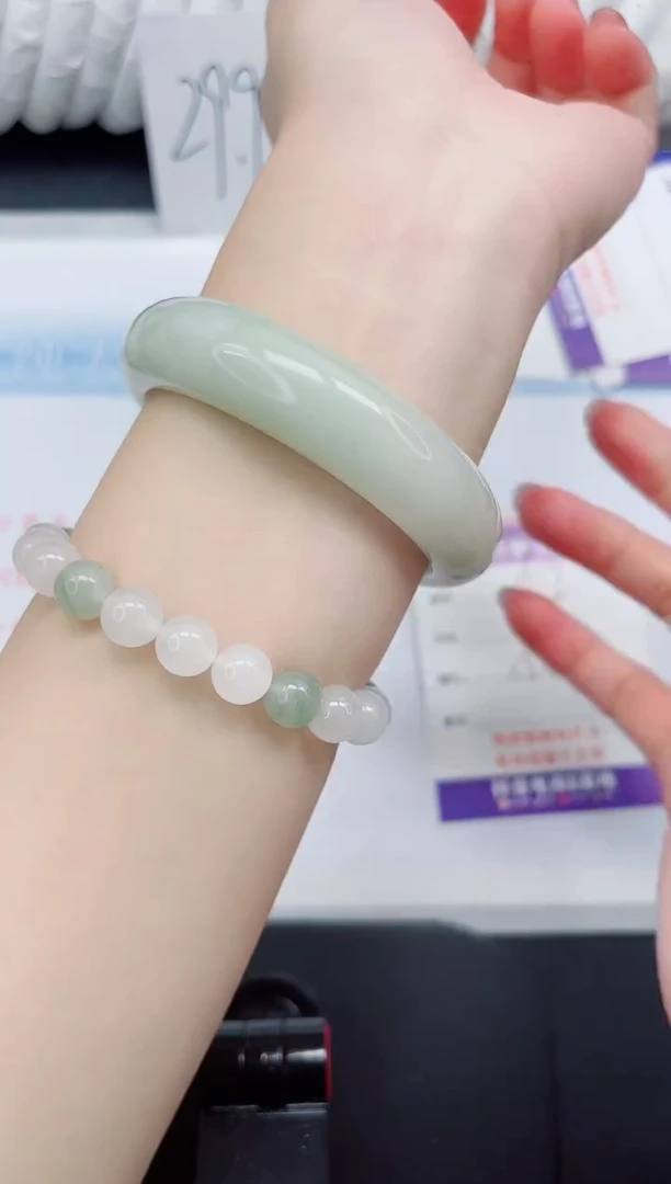 【闪购商品】石英质玉手镯未镶嵌162#54.1