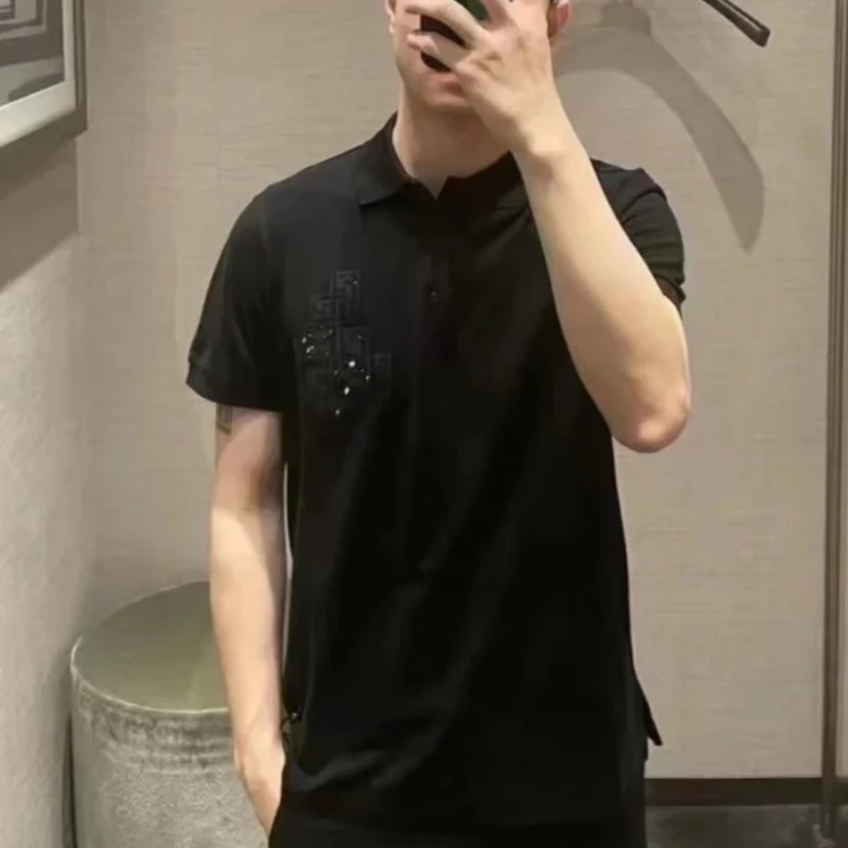 全新未使用 FENDI/芬迪 胸口珠片logo男士黑色Polo衫休闲125011