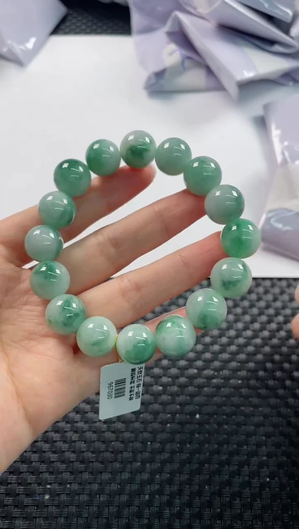 未镶嵌手串翡翠基地发货H 1369