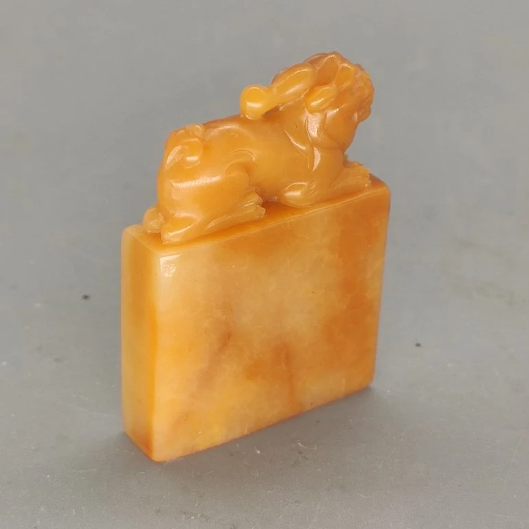 国石/寿山田黄石古兽章料/田黄石/ST1654