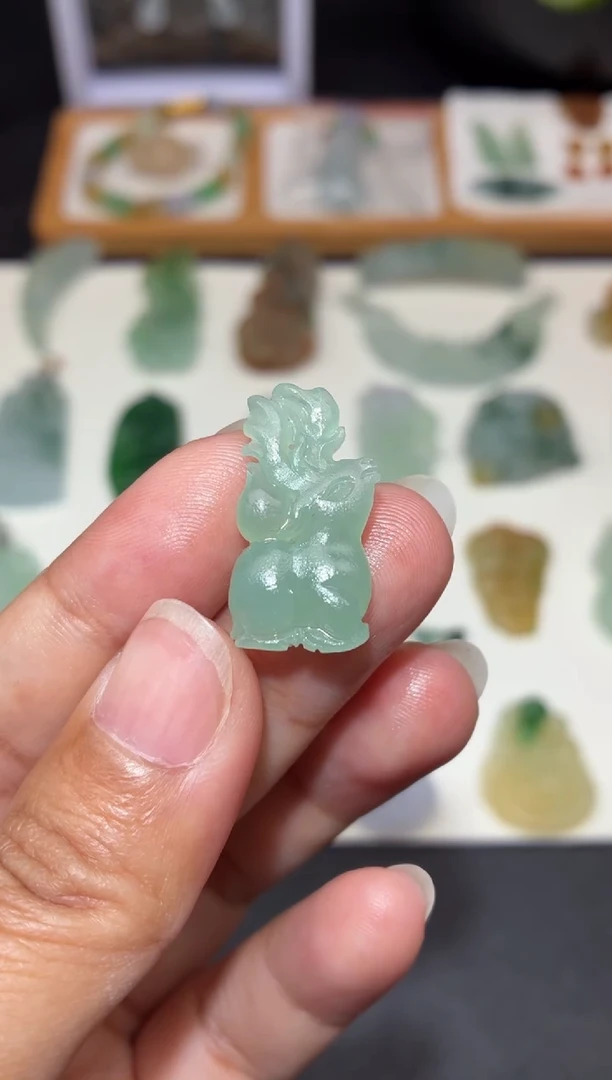 未镶嵌定制翡翠小鹿