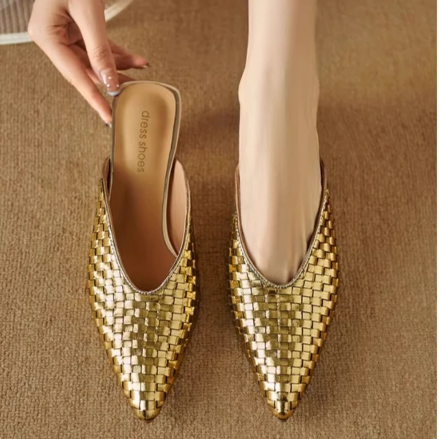 羊皮断码清仓复古编织包头拖鞋女2025夏季新款尖头气质金色穆勒鞋