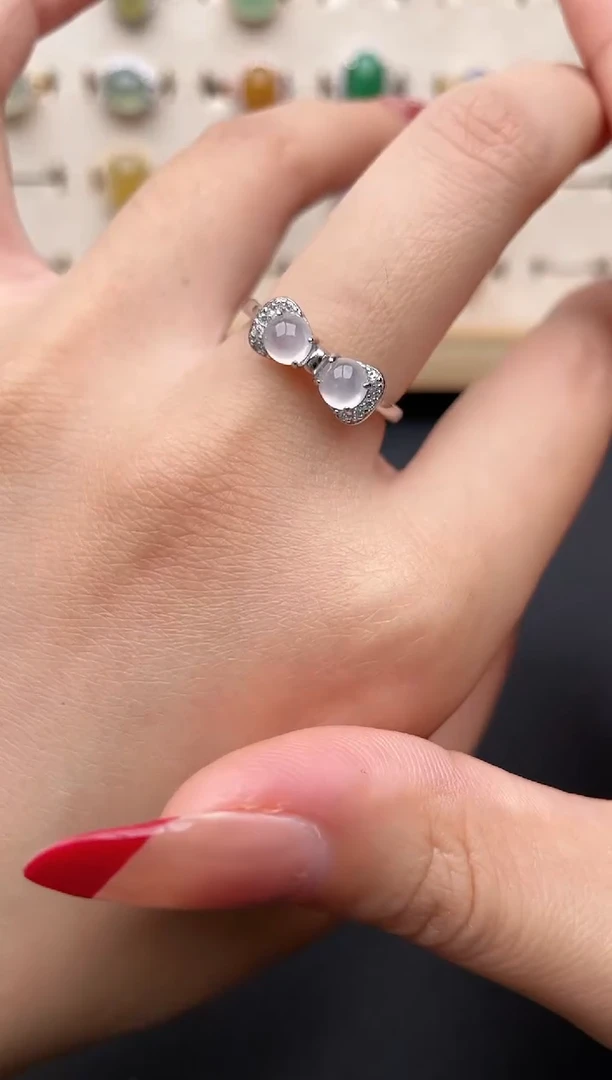 【闪购商品】翡翠戒指银S925镶嵌一物一证一礼盒