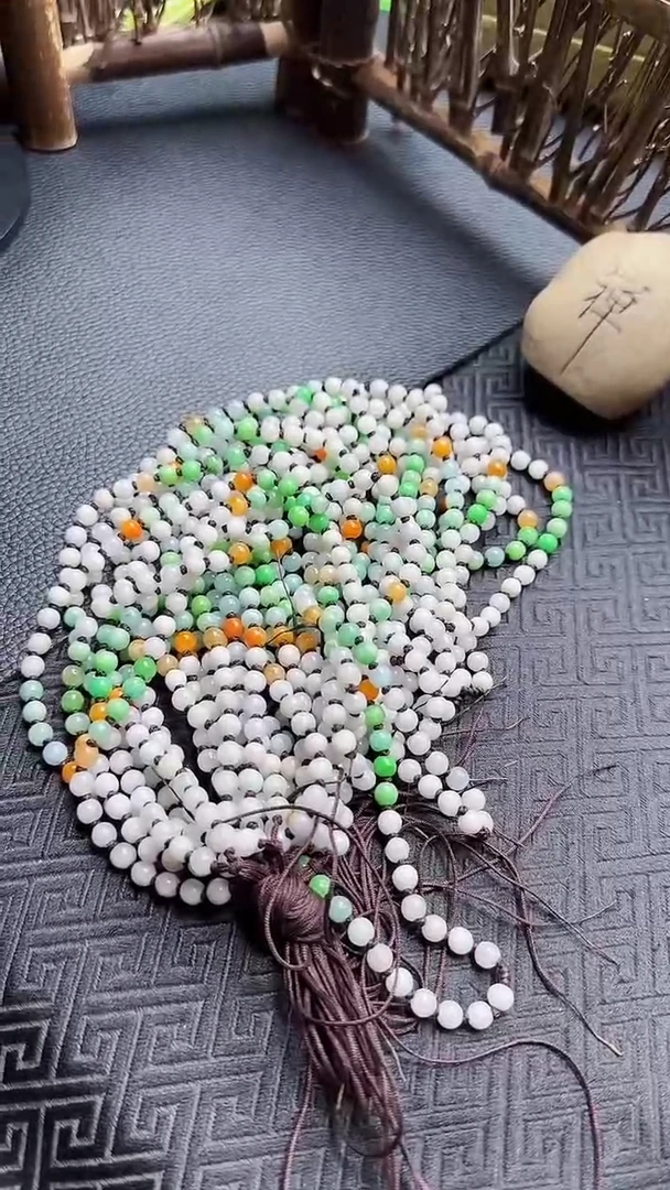 【闪购商品】翡翠项链未镶嵌多样性发货1条项链