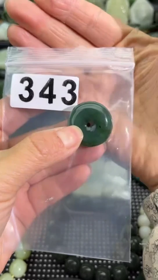 未镶嵌和田玉珠宝半成品扣子