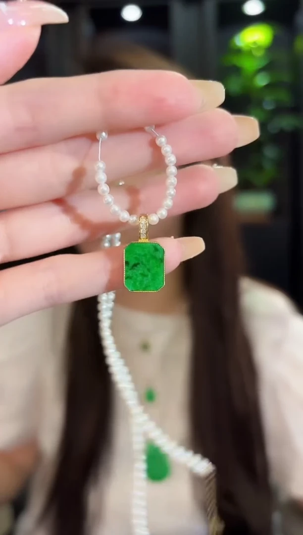 翡翠未镶嵌吊坠(不含链) 方糖 缅料A货/多样性发货/一件