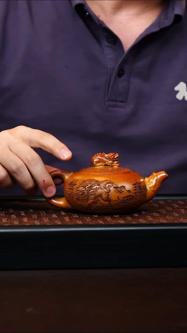 紫砂茶壶贵妃窑 天官赐福 刻绘