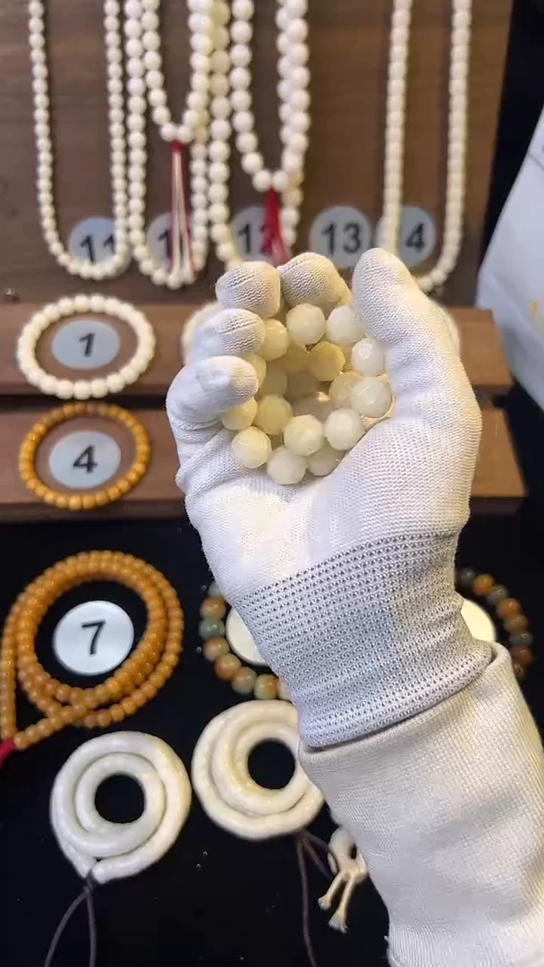 吊坠菩提根/象牙果轩菩提根