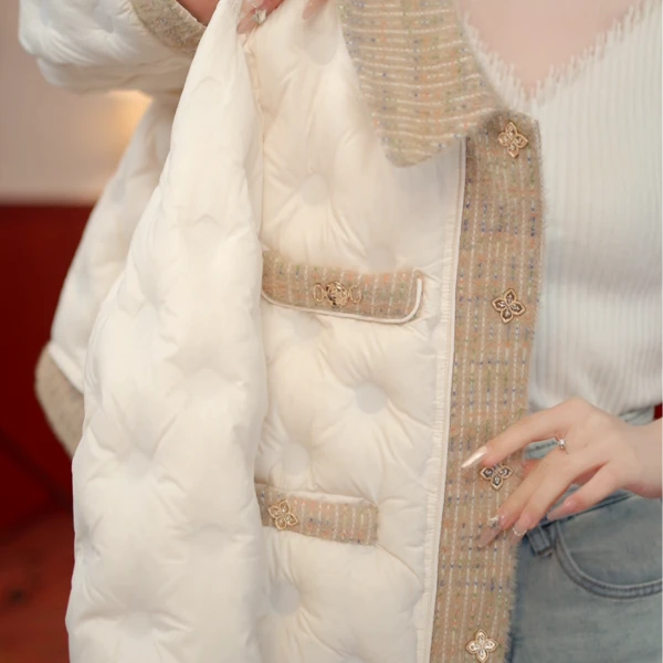 刘七七专柜-2025新款气质小香风羽绒服W55Q41022