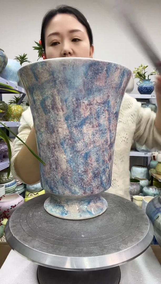 【1.3】花盆尺寸 高：  30口：23