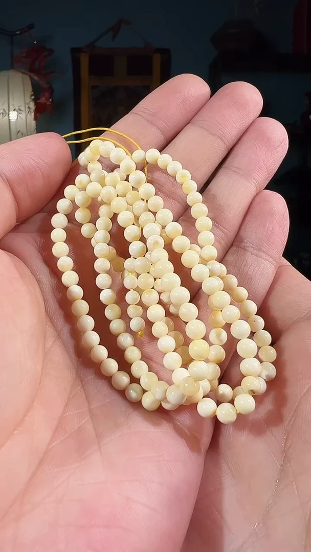 【闪购商品】蜜蜡颈饰未镶嵌漆白蜡108