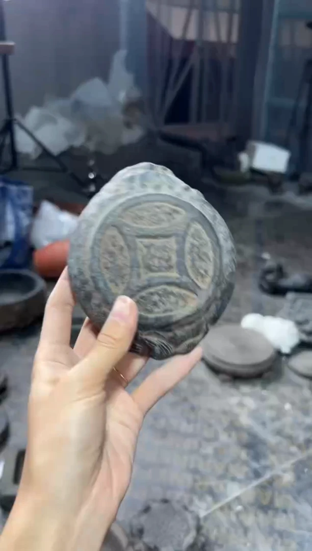 陶土金蟾小底座火山泥
