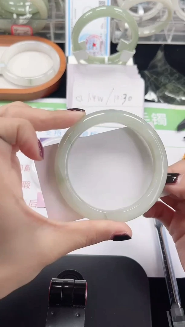 未镶嵌手镯石英质玉222-58/59