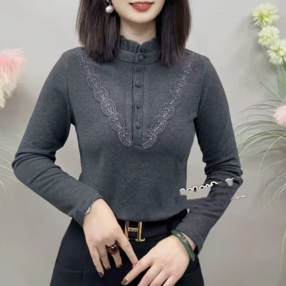 YBB2576冬季上新纯色刺绣花边领款气质百搭衬衫