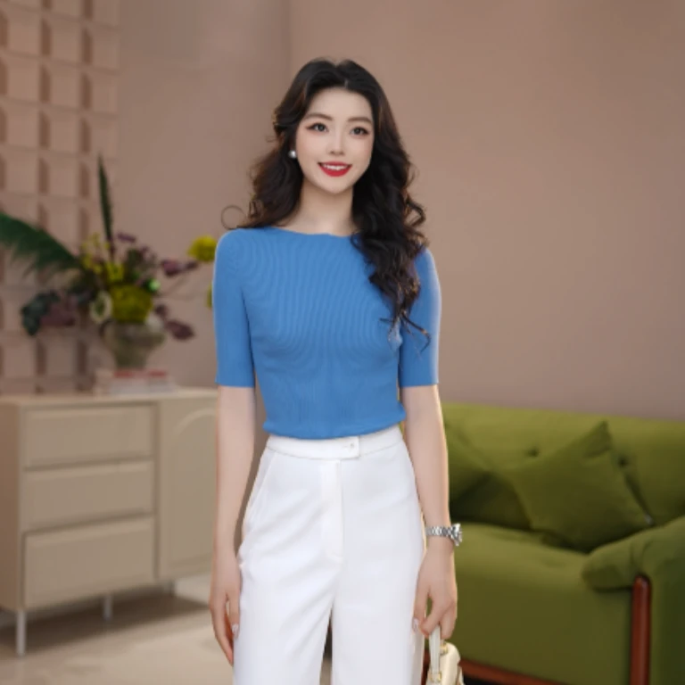 GIRDEAR/哥弟【天衣无缝】纯色圆领显瘦修身上衣女1399739