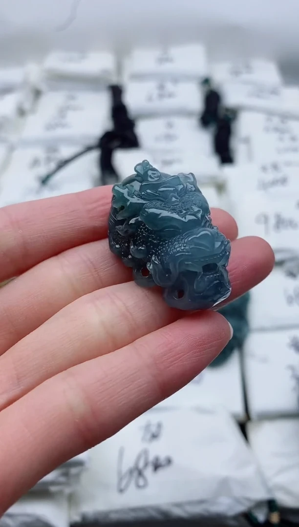 颈饰未镶嵌翡翠8