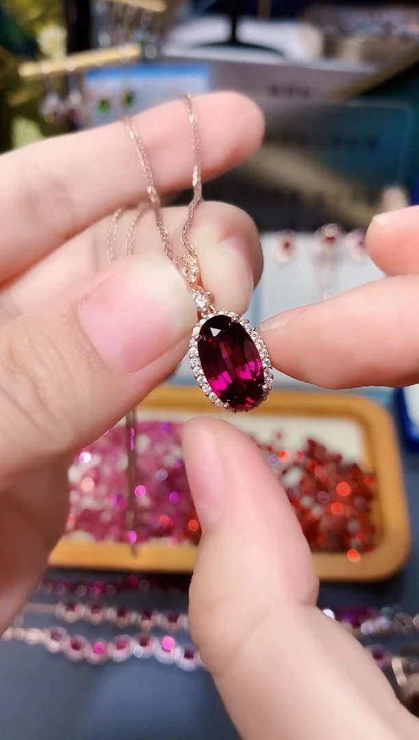 石榴石吊坠银S925镶嵌天然镁铝