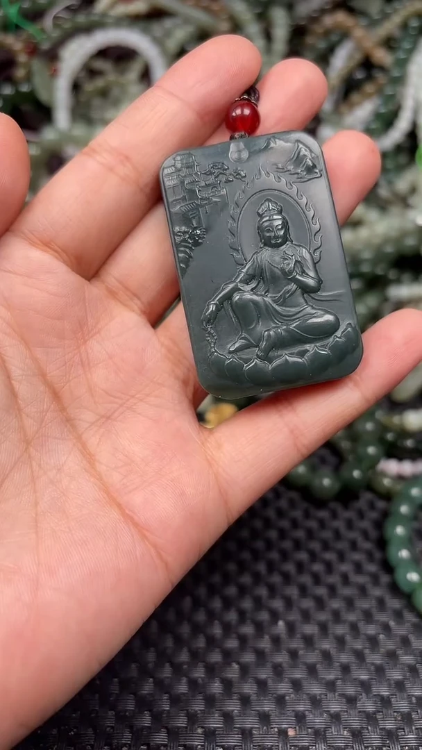 颈饰未镶嵌和田玉1