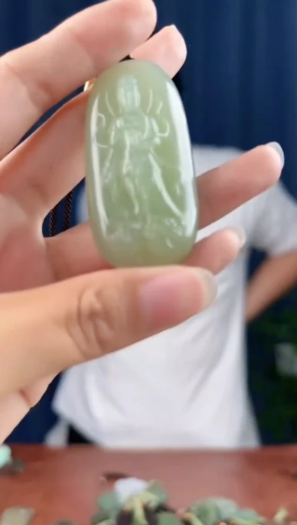 未镶嵌和田玉挂件拍一发一，多样性发货