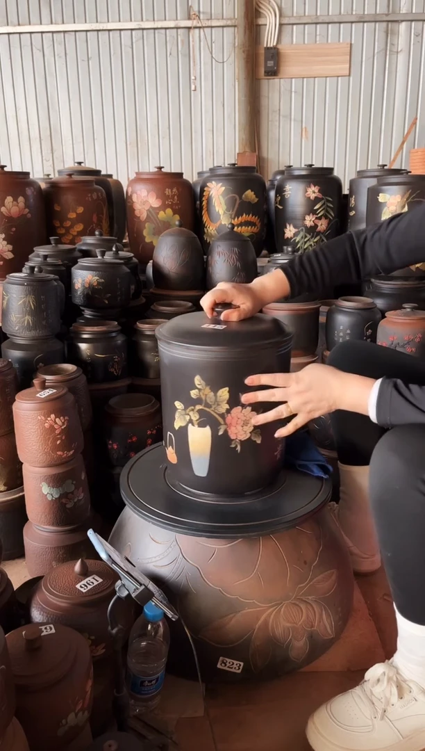 【闪购商品】壶瑕疵 九饼 115 彩填 外地裂