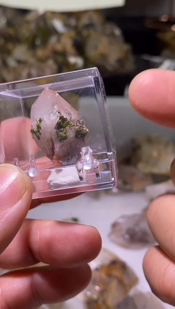 未镶嵌珠宝半成品水晶97号（带盒子）四川美姑超七花园水晶