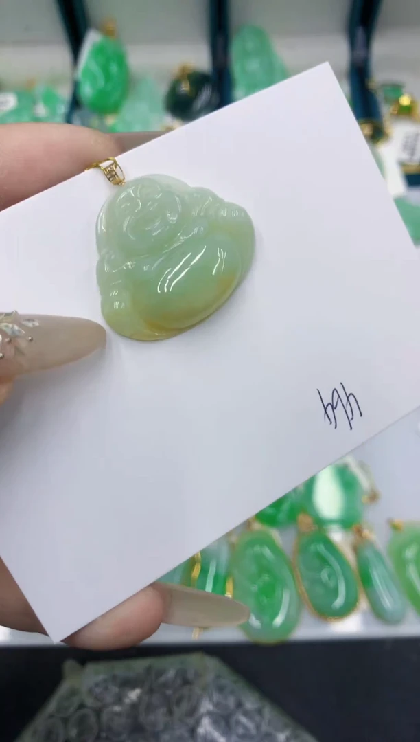 颈饰18K金镶嵌翡翠111111