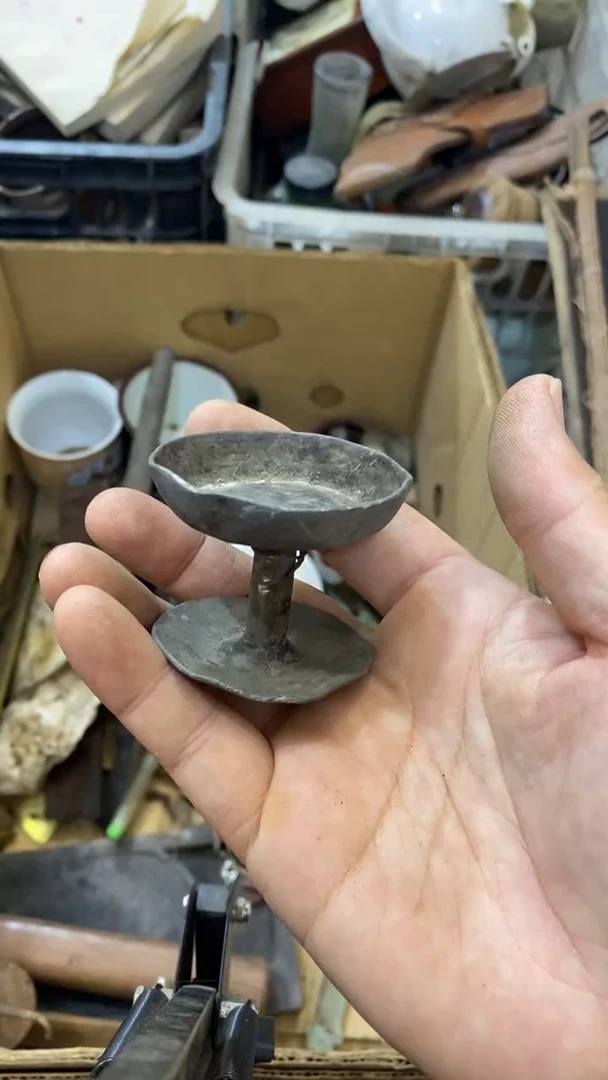 渔**厨所拍商品均为残品，付款表示默认，不退不换，看好下单，
