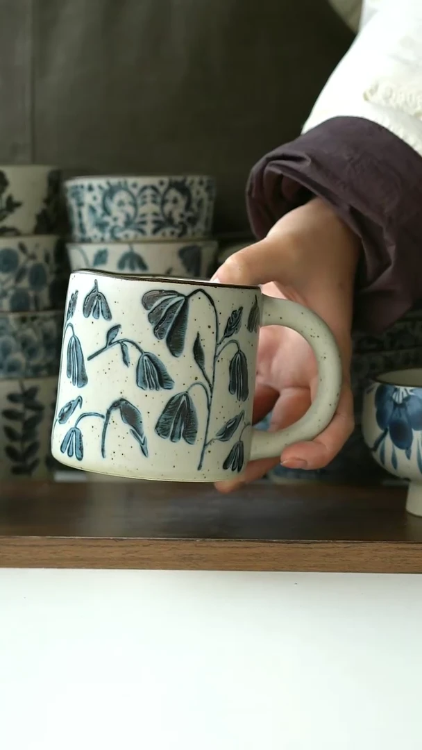 【闪购商品】陶瓷手绘铃兰花马克杯420ml@4-2@