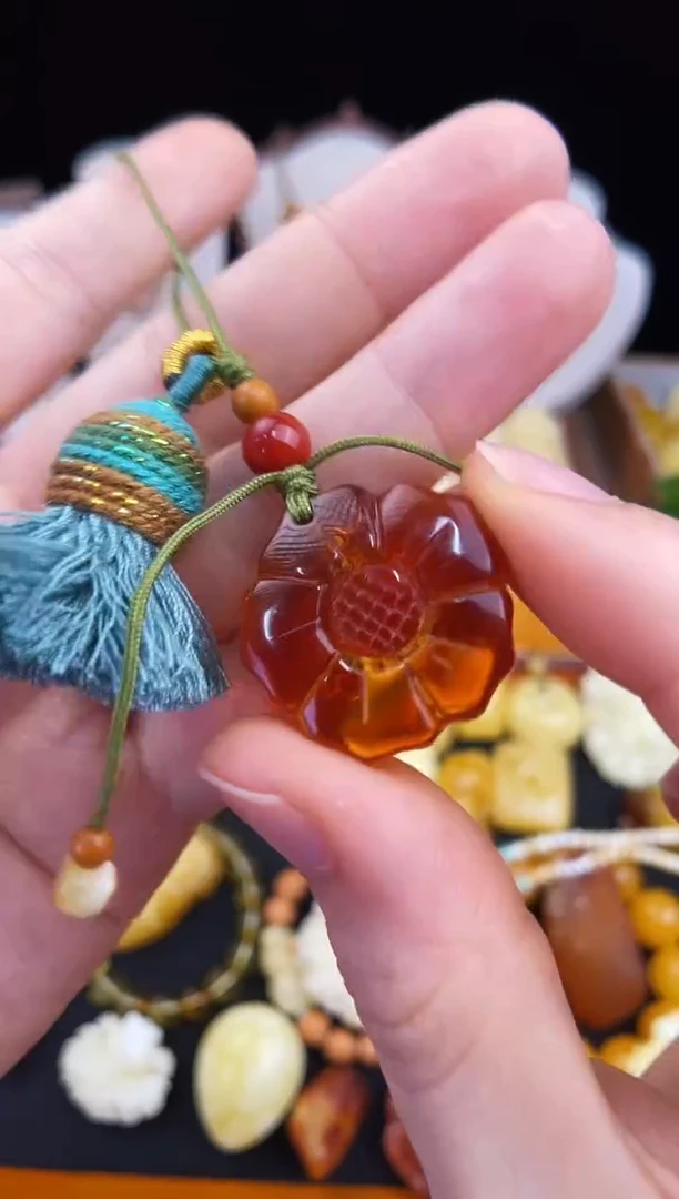 琥珀未镶嵌珠宝奇石柒月