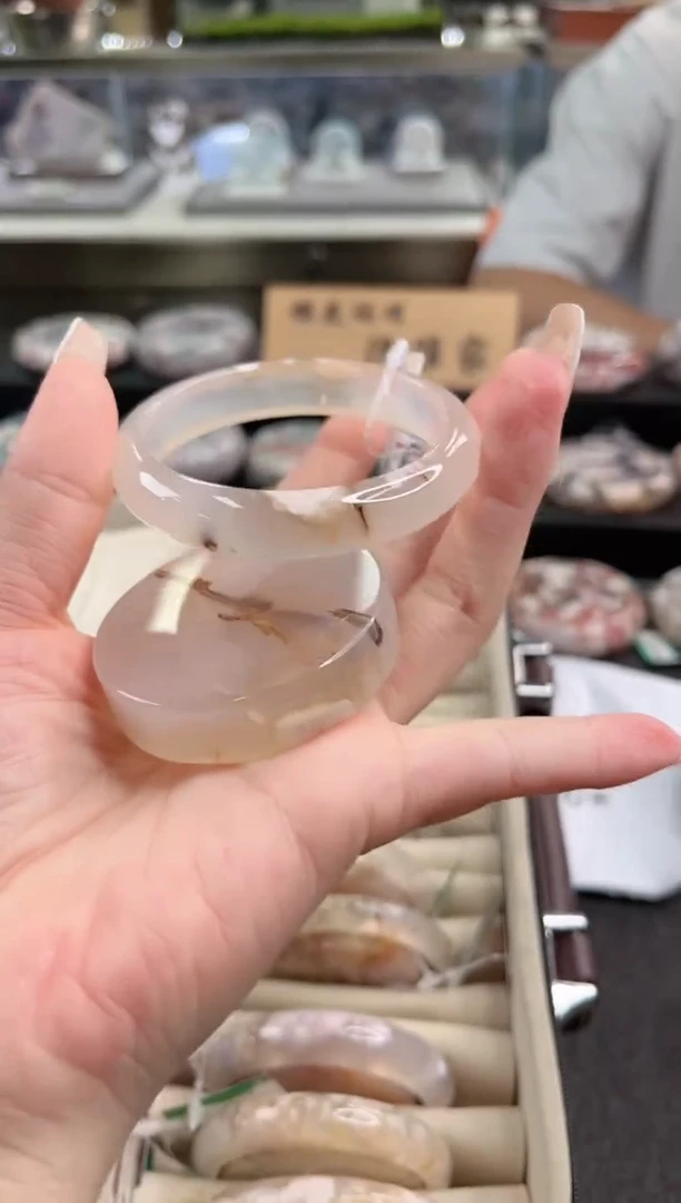 未镶嵌手镯石英质玉55圈口 （赠品镯心）3438917