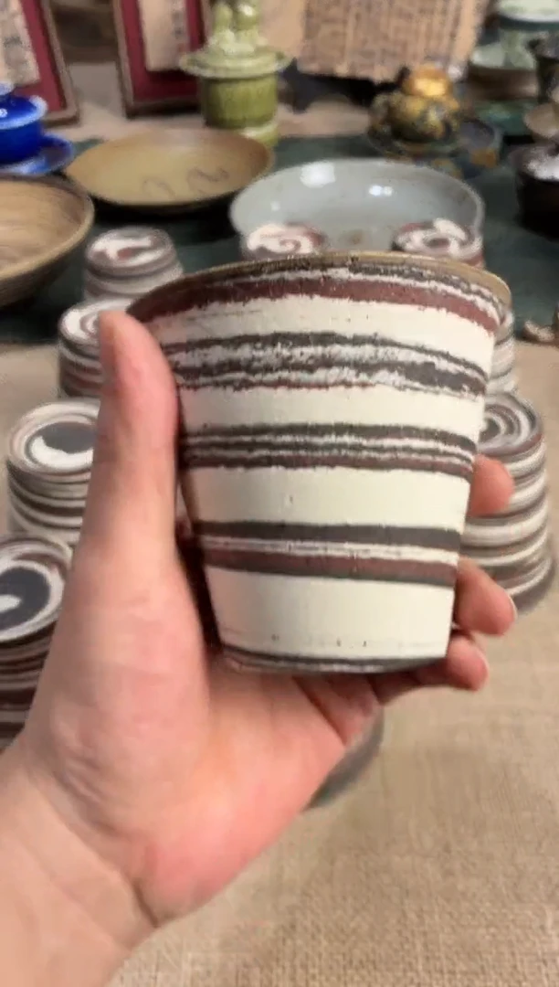 瓷片、****.757绞胎泥手握杯1个