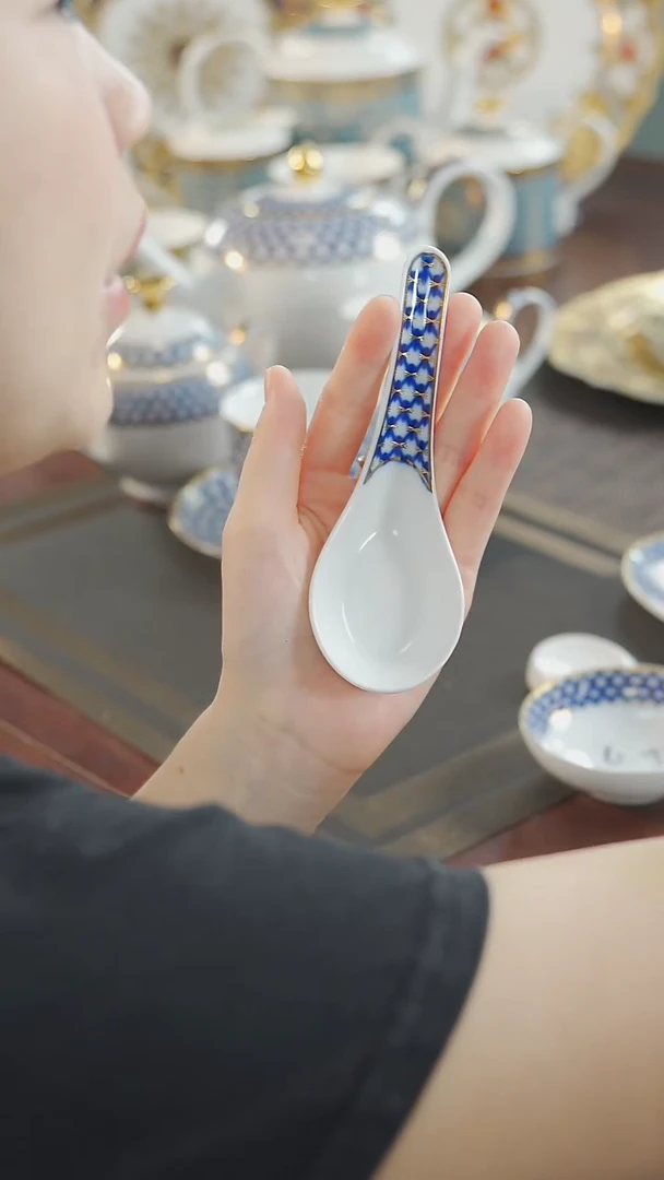 瓷片蓝殿小勺  福利价