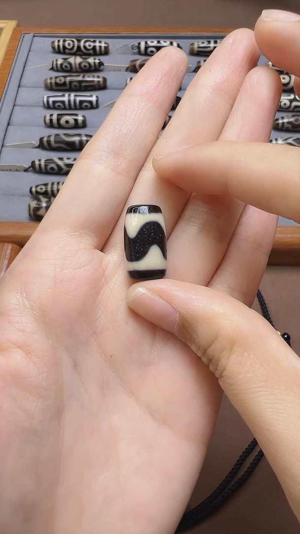 玛瑙/玉髓未镶嵌珠宝半成品定制聚源牙