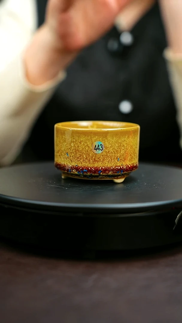 443#原矿钧瓷炉钧釉三足直口杯