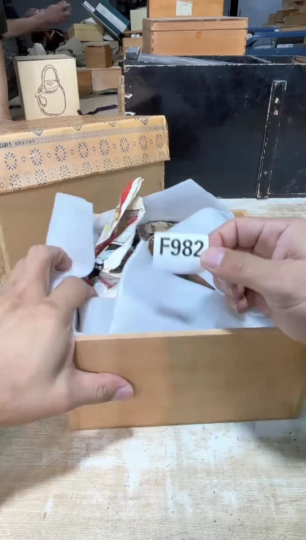 汶*师直播定闪专用链接